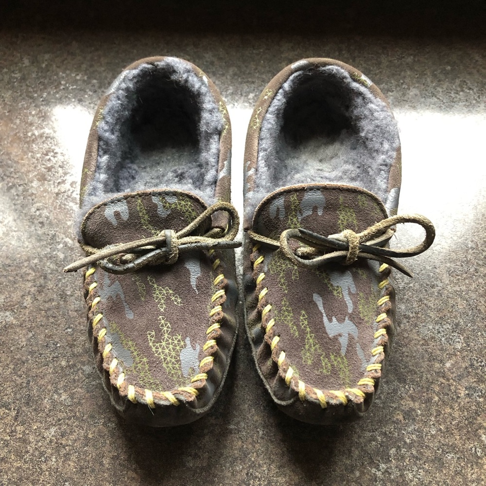 Kids L L Bean slippers